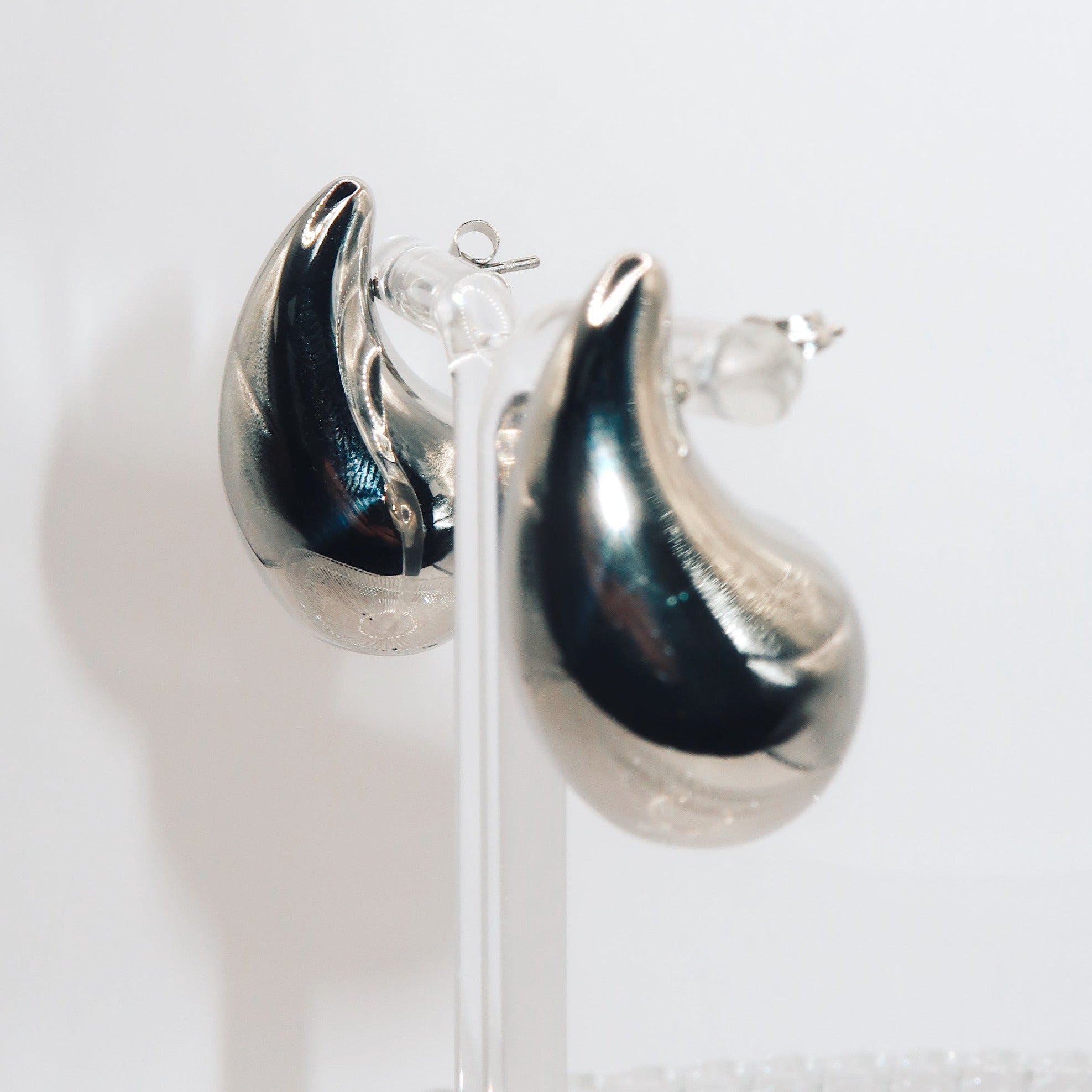TRINA - 18K PVD Silver Plated Chunky Teardrop Earrings - Mixed Metals
