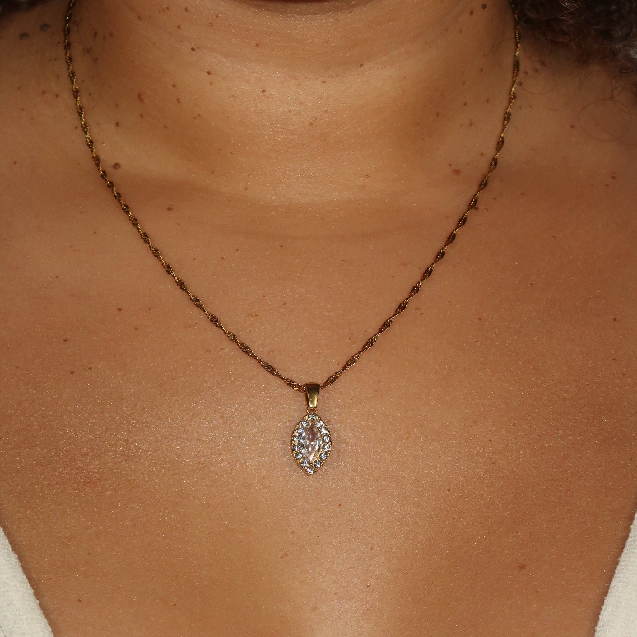 Lyla - Teardrop Stone with Braided Chain Necklace