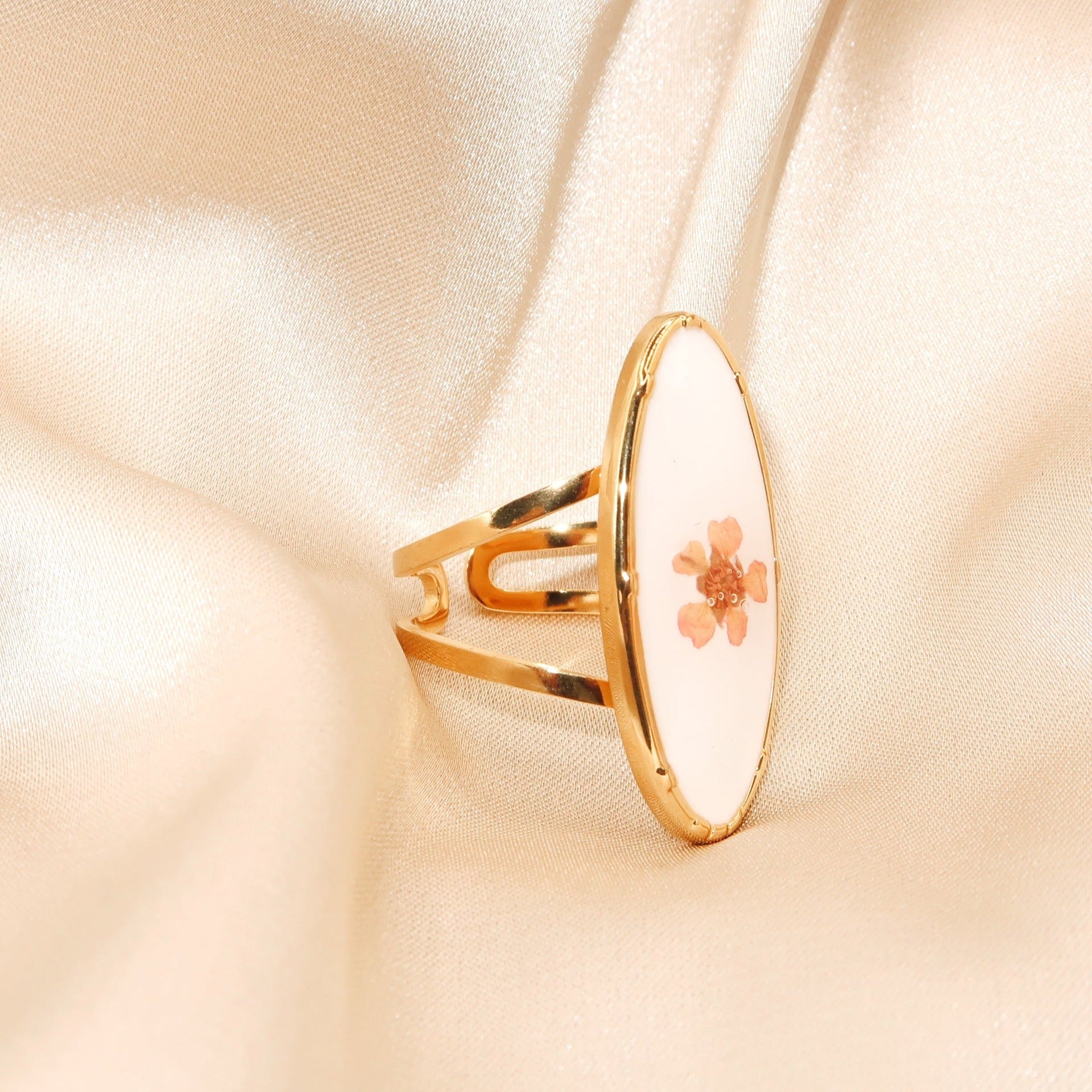 REMI - 18K PVD Gold Plated Oval Shaped White Plum Flower Ring - Mixed Metals